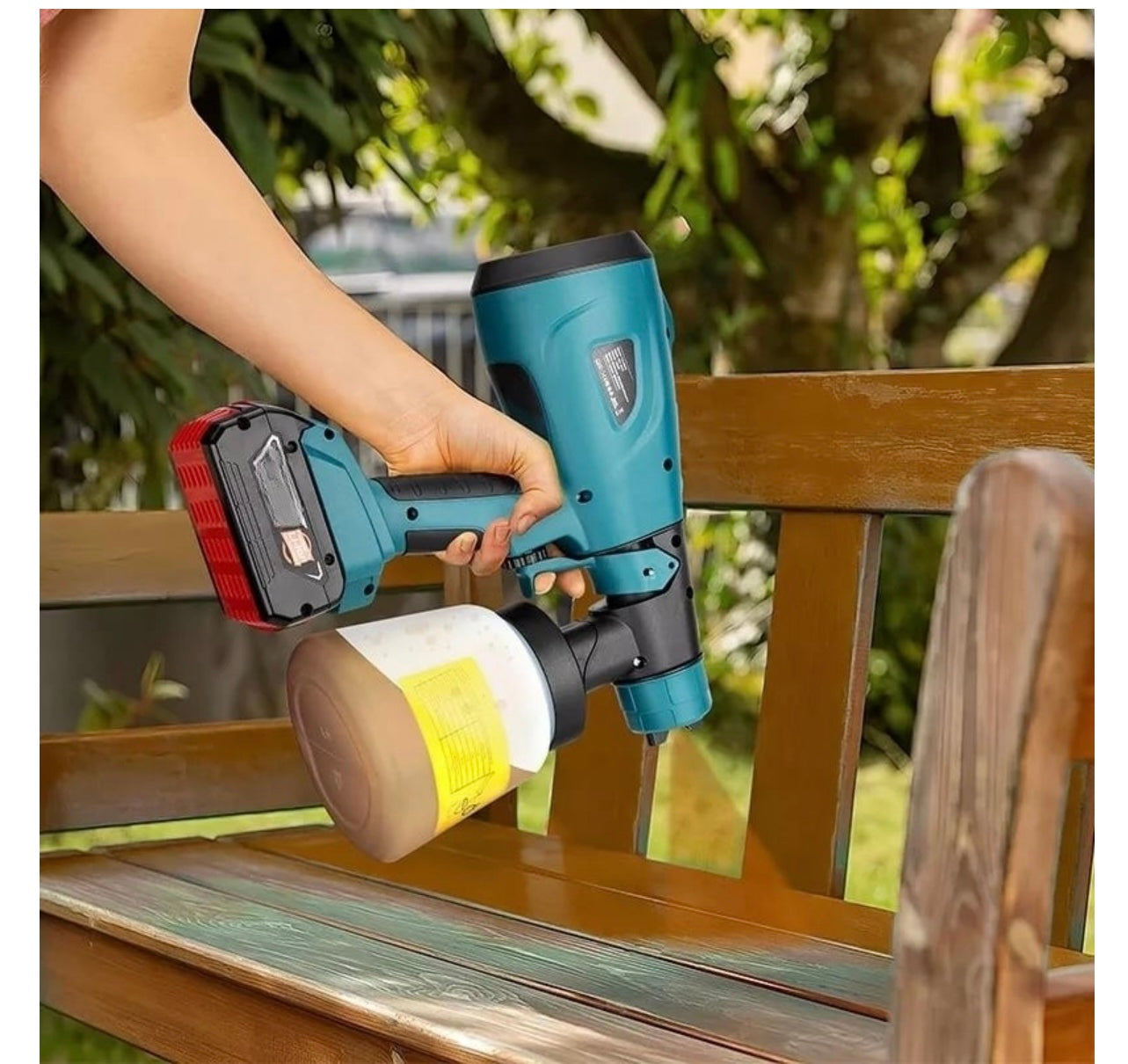 PISTOL DE VOPSIT CU ACUMULATOR, 200W, REZERVOR 1000ML, 3 TIPURI PULVERIZARE, USOR DE CURATAT